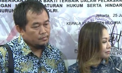 Bupati Banjarnegara dan Laksmi Temui Penyidik