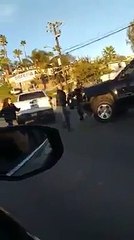 Hombre golpea a mujer en Rosarito