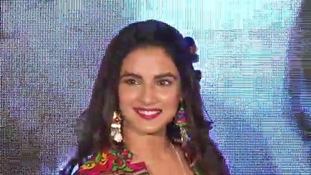 Jasmin Bhasin CONFIRMS Dating Aly Goni | Khatron Ke Khiladi Season 9