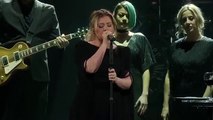 Kelly Clarkson covers Shallow - Lady Gaga & Bradley Cooper (Live)