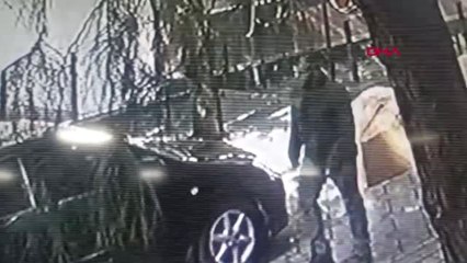 Bağcılar'da Kadın Öğretmene Saldırı Kamerada