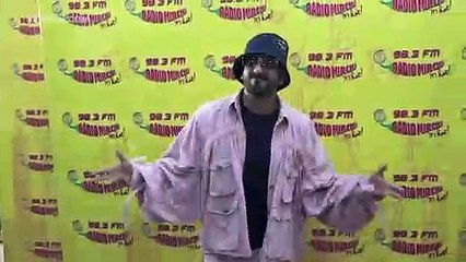 Ranveer Singh Asks Kareena For Advice On How To Be A Top Husband To Deepika