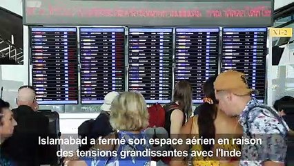 Les touristes réagissent à l'annulation des vols Thai Airways