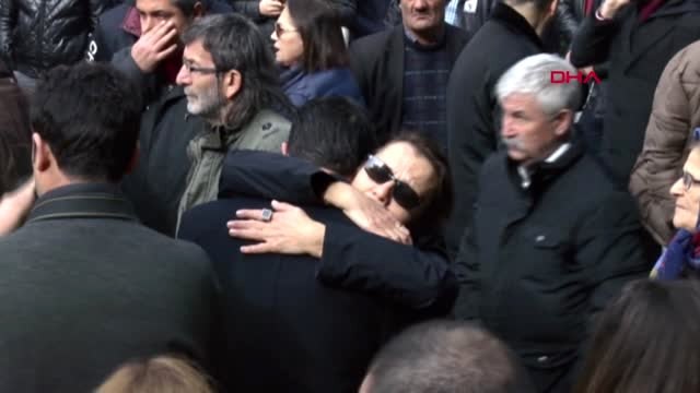 Adana Usta Oyuncu Aytaç Arman İçin Adana da Tören Düzenlendi