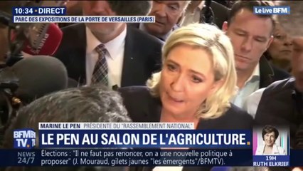 Au salon de l'Agriculture, Marine le Pen dénonce "le chaos" causé par Macron