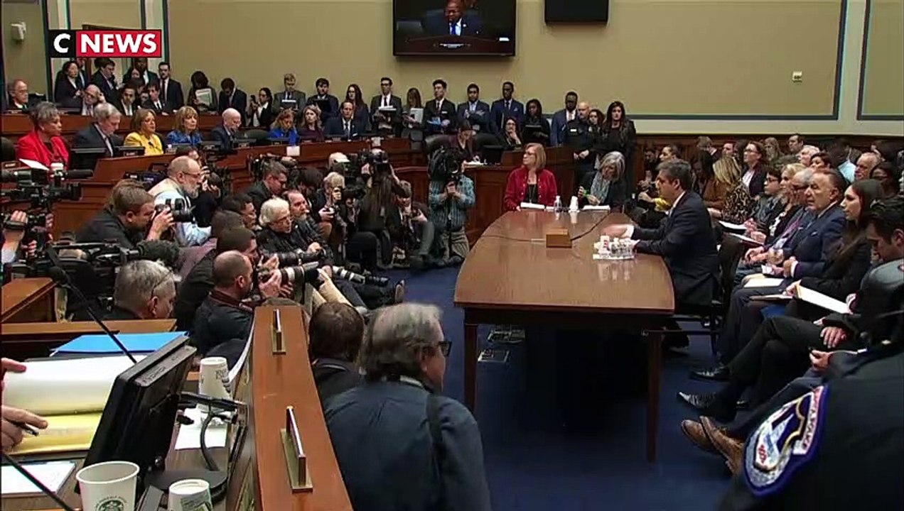 Donald Trump accuse son ex-avocat Michael Cohen d'avoir «beaucoup menti» devant le Congrès