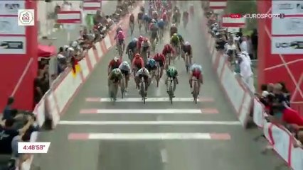 Cyclisme - UAE Tour - Elia Viviani remporte la 5e étape devant Fernando Gaviria et Marcel Kittel