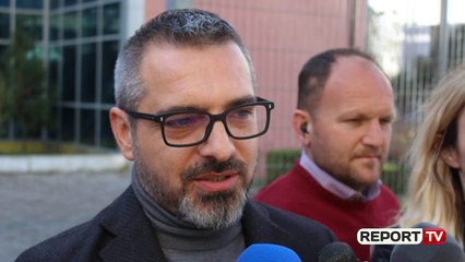 Télécharger la video: Tahiri: Drejtësia, krimi dhe politika bashkë kundër meje si 'Ati, biri dhe shpirti i shenjtë'