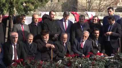 Necmettin Erbakan, Kabri Başında Anıldı