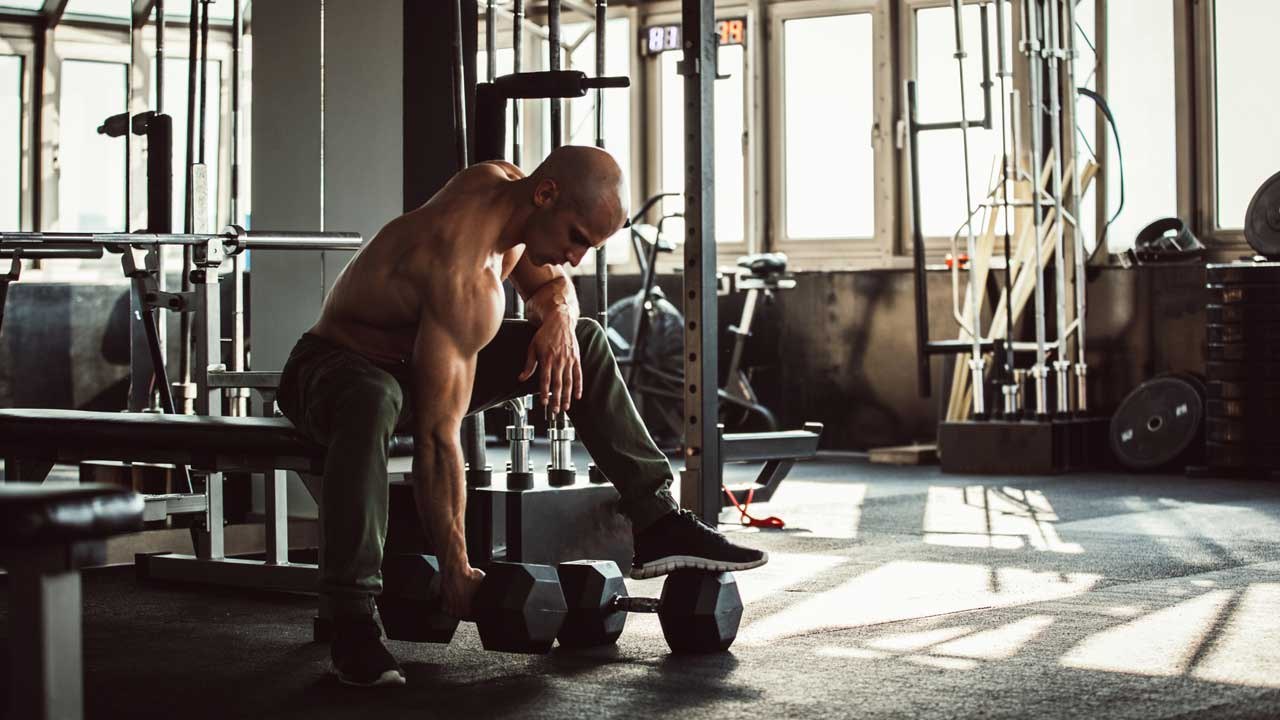 Deshalb sollte man es mit dem Krafttraining nicht übertreiben