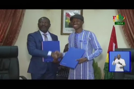 RTB/Signature de convention cadre de coopération entre l’Ecole Nationale d’Administration et de Magistrature du Burkina et l’Université de Kara au Togo
