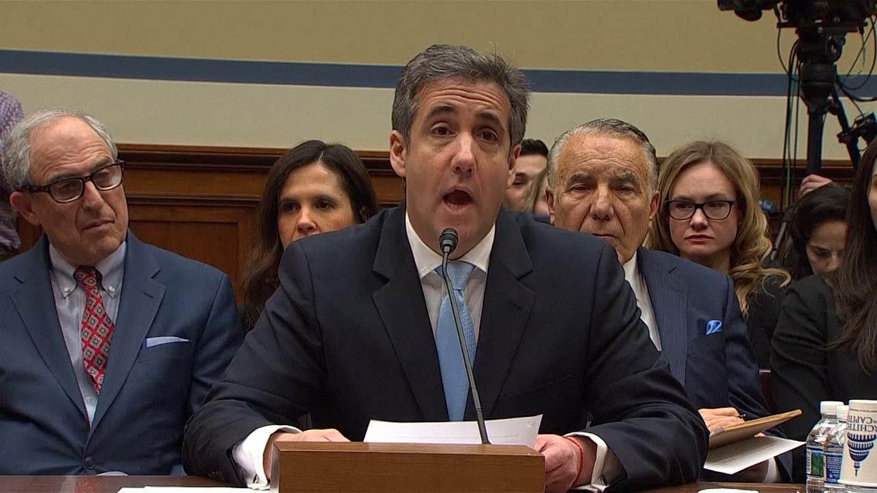 트럼프 코너 몰린 미 정치상황...회담에 영향 미친 듯 / YTN