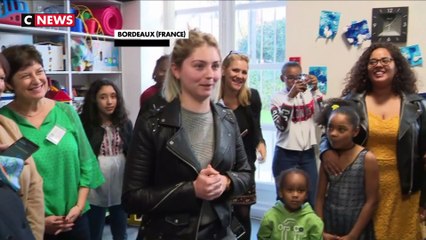 Emmanuel Macron en visite surprise à Bordeaux pour rencontrer des mères isolées