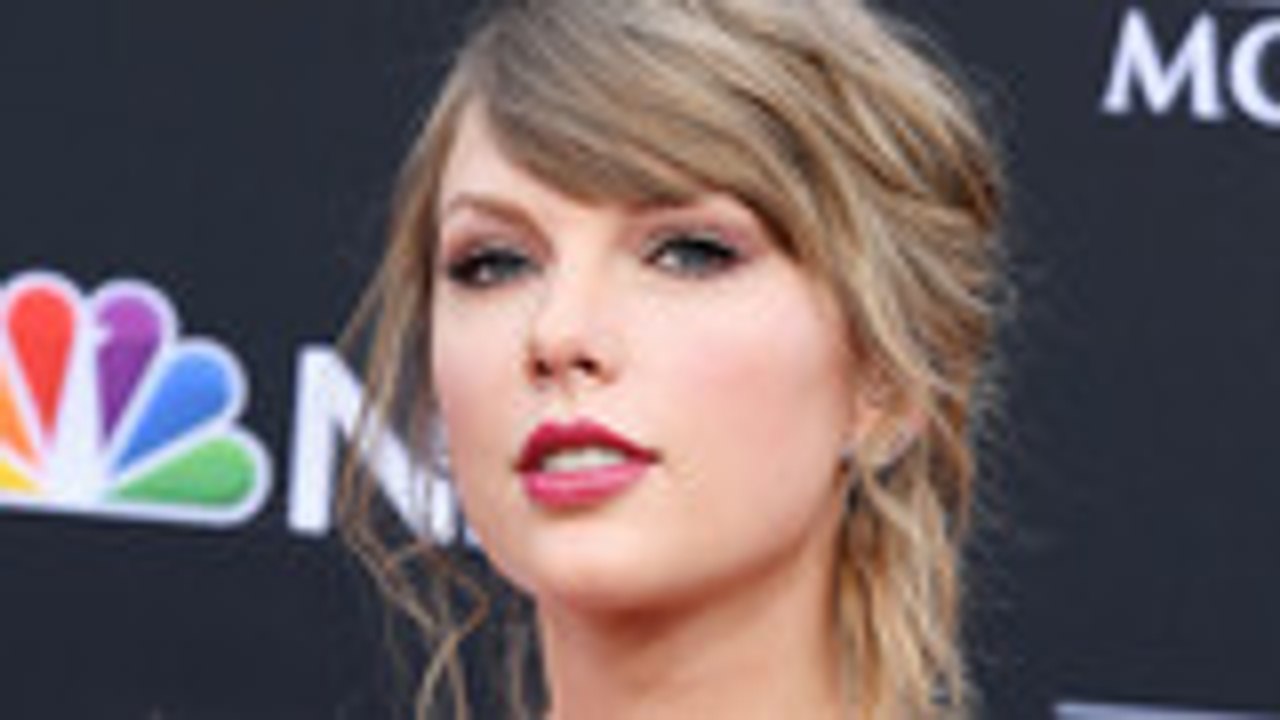 Taylor Swift Chosen For Cover of 'Elle UK's' Music Issue | Billboard News