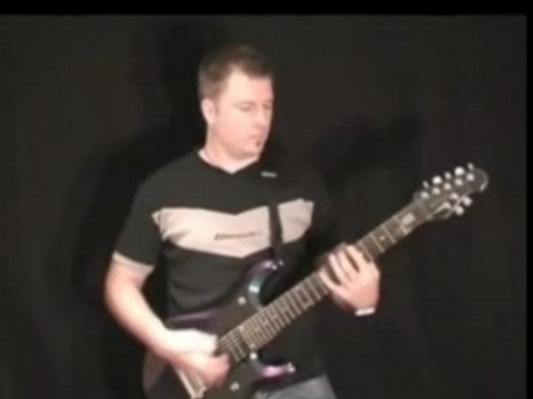 Jouez à la manière de John Petrucci Rythmqiue 7 cordes