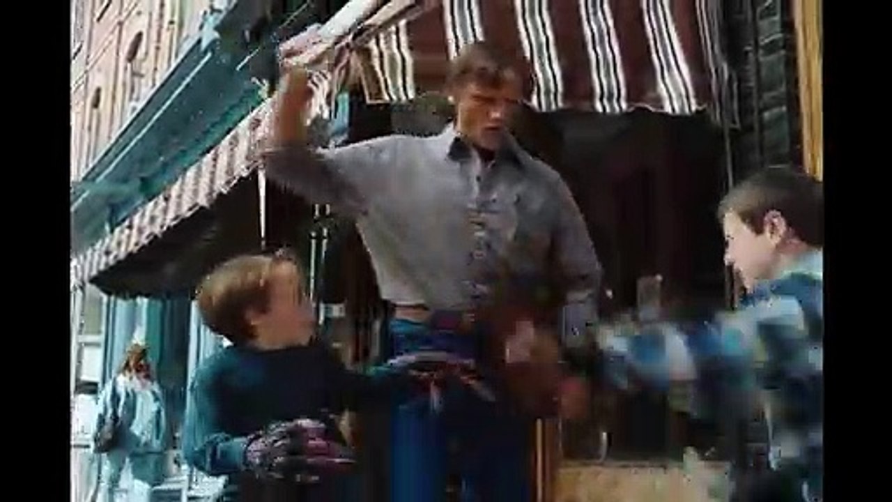 A History of Violence Movie (2005)  - Viggo Mortensen, Maria Bello, Ed Harris