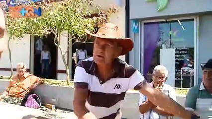 mqn- La mesa que nunca será de las palomas caídas en San Ramón-280219