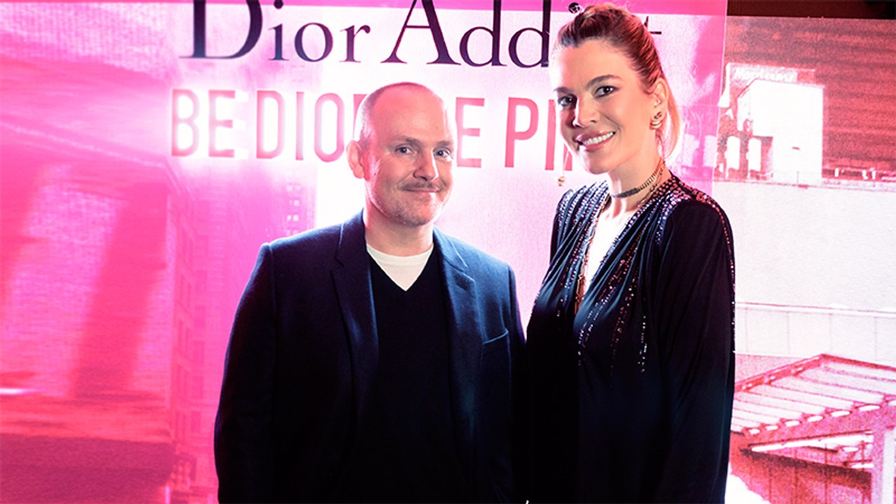 بيتر فيليبس يعطيكِ نصائحه لتطبيق ليبستيك Dior Addict الجديد