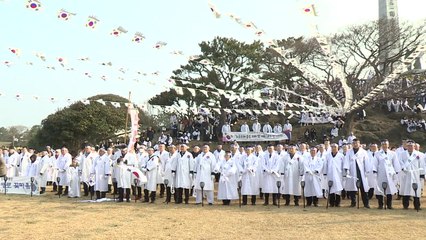 제주서 100년 전 3·1 만세 운동 재연 / YTN