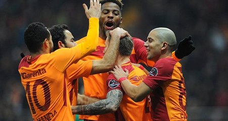 Ryan Donk, 2 Maç Daha Forma Giyerse Sözleşmesi 1 Yıl Uzayacak