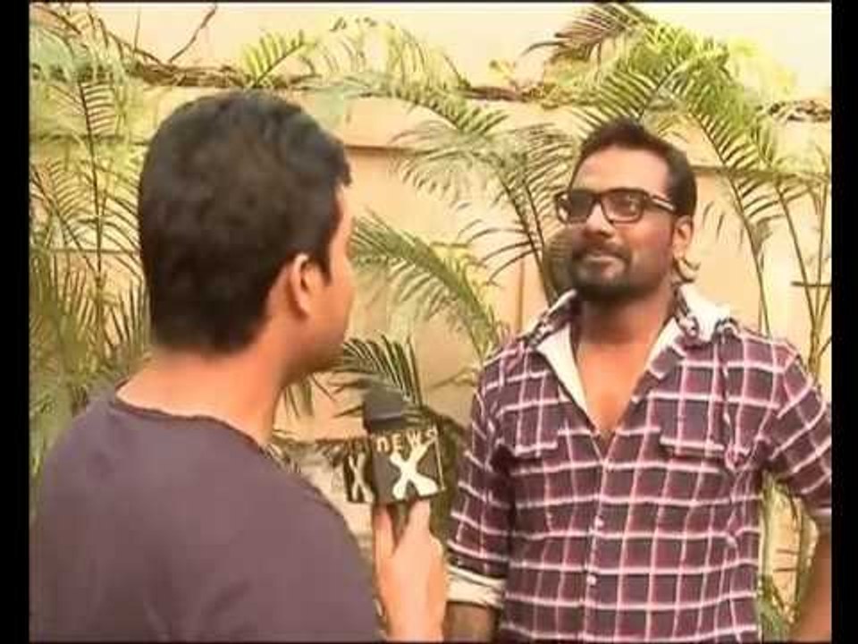 Groove to the Christmas Tracks