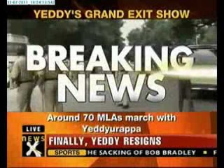 Yeddyurappa submits resignation to Governor HR Bhardwaj