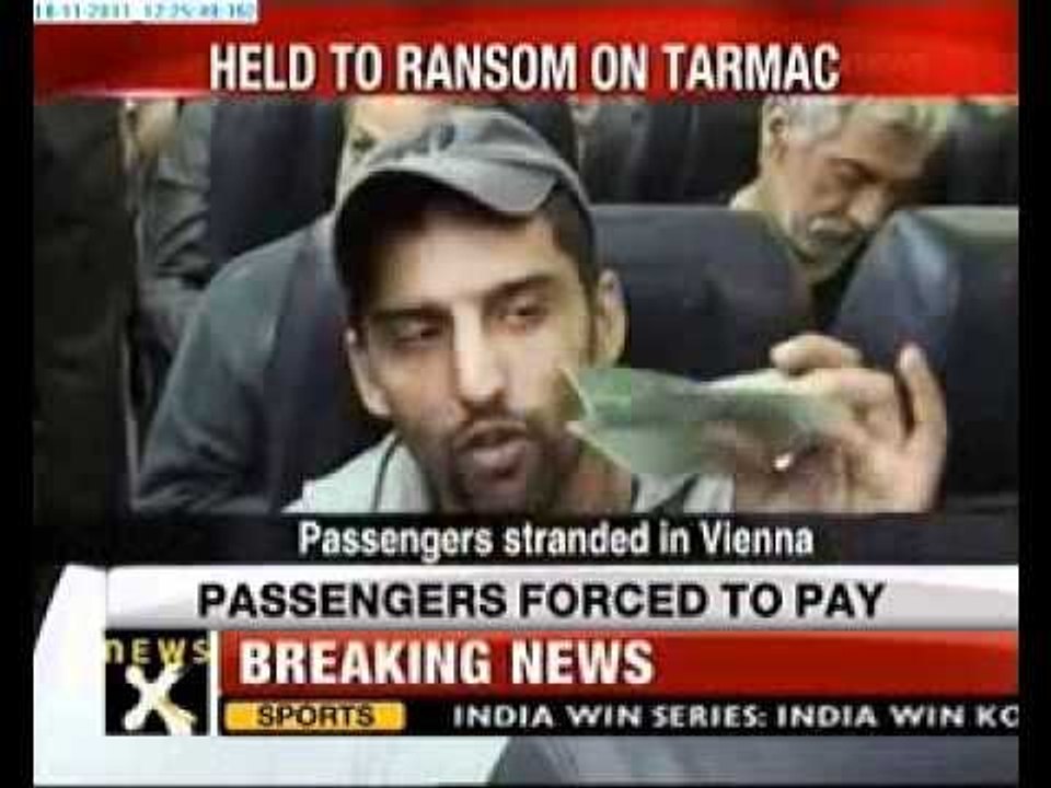 180 Airline passengers held to ransom in Vienna