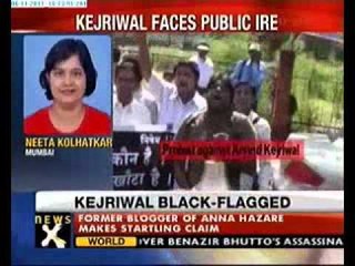 Protestors attack Arvind Kejriwal