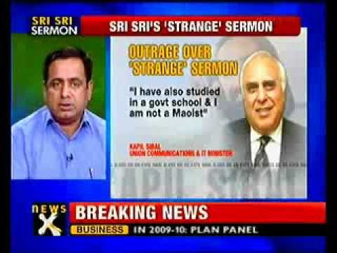 NewsX@9: Sri Sri Ravishankar says govt schools breed Naxalism - NewsX