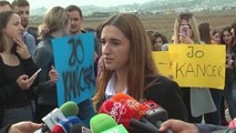 Ora News - Banorët dhe studentët padisin bashkinë e Durrësit për mbetjet në Porto Romano