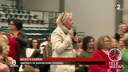 Emmanuel Macron vivement interpellé à Pessac pendant un débat