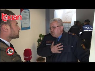 Video herunterladen: Stop - Divjake, policia ben per spital babain e vajzes se ngacmuar seksualisht! (28 shkurt 2019)