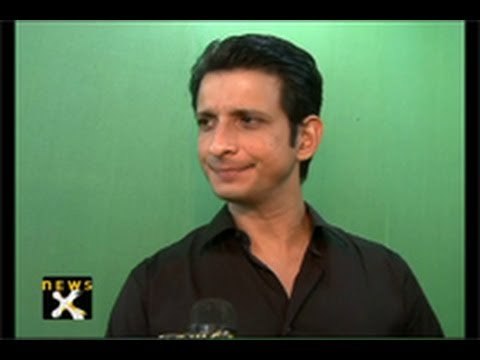 Ferrari Ki Sawaari stars Boman, Sharman celebrate Father's Day - NewsX
