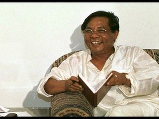Sangma targets Pranab for economic slowdown - NewsX