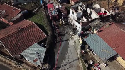 İstanbul- Pendik'te Gecekonduda Yangın