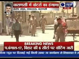 Voters protest in Varanasi over names missing from list