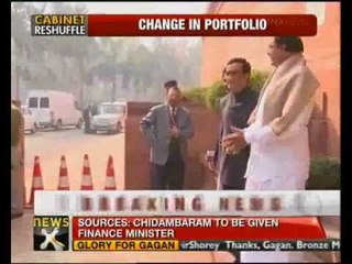 Cabinet reshuffle: Chidambaram to be FM, Shinde as HM - NewsX