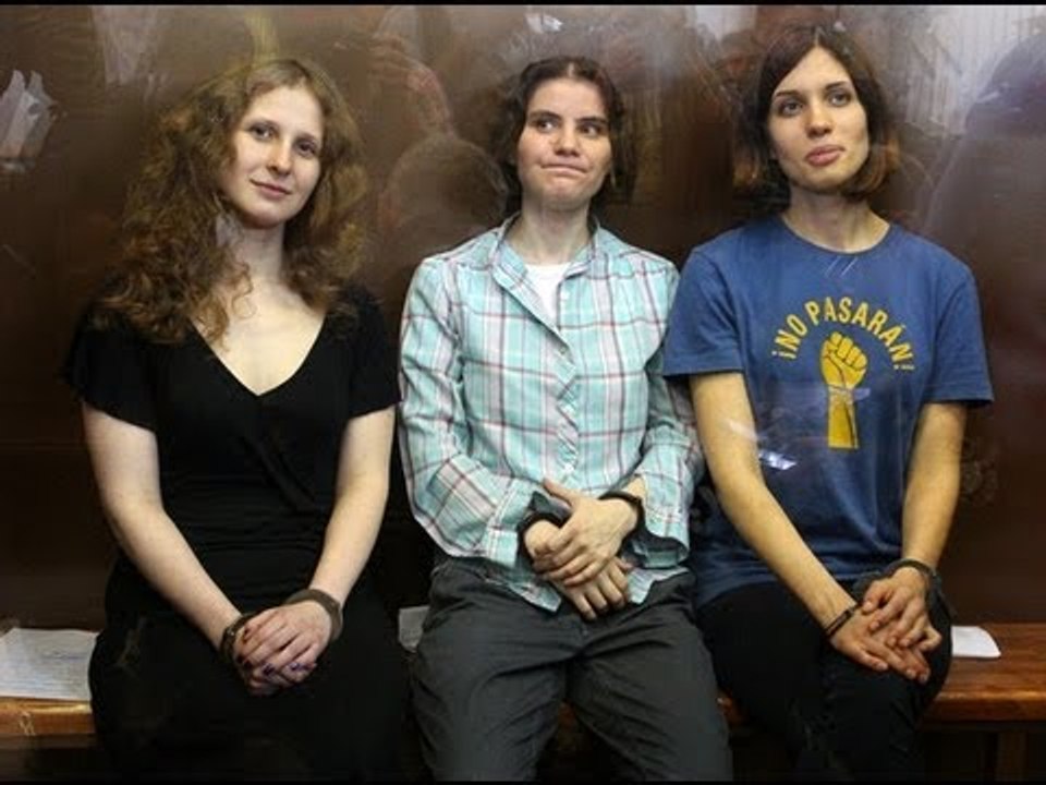 Russia: Pussy Riot protesters jailed for 2 years - NewsX
