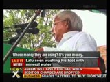 In Bihar, Lalu washes legs with mineral water - NewsX