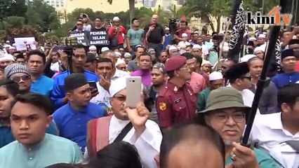400 sertai himpunan bantah hina Islam, Nabi Muhammad