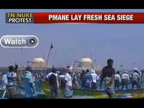 Kudankulam row: Anti-nuclear activists ramp up protest at sea - NewsX