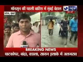 Rain wrecks traffic movement in Mumbai