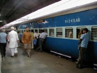 Rail employees' hunger strike today - NewsX