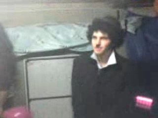 Le Charlot qui sait pas danser...