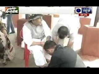 Rajnath Singh allows corp to tie his shoe laces