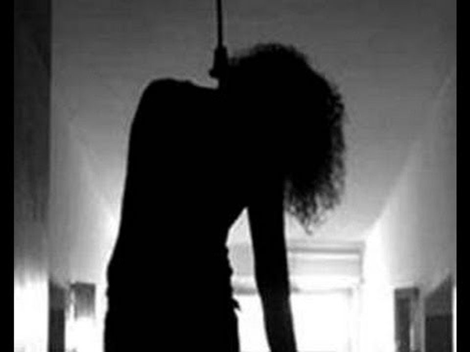 Madhya Pradesh: Girl raped, thrown into well
