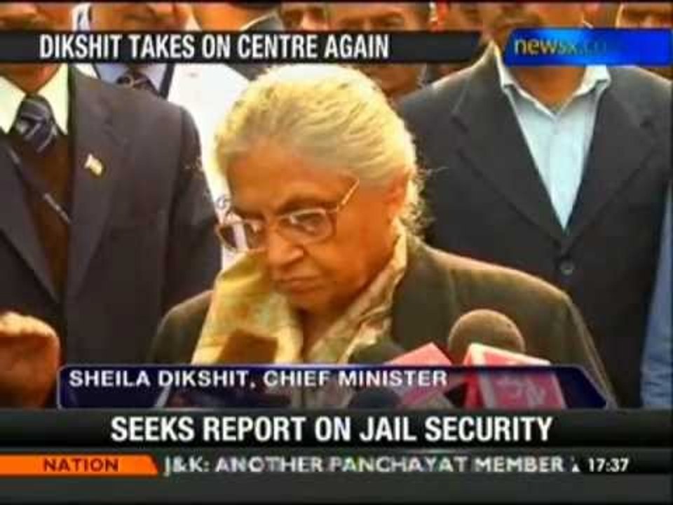 Delhi gangrape: Sheila blames PM for not acting swiftly