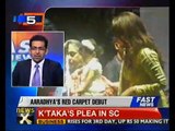 Aishwarya Rai Bachchan shows off Aaradhya at Big B's birthday - NewsX