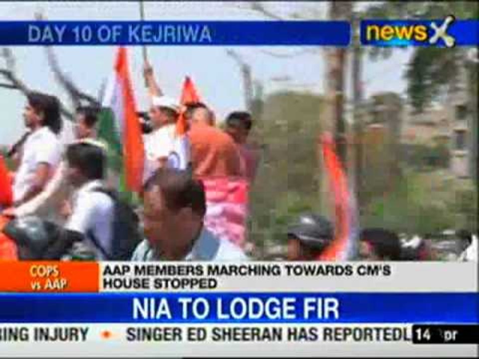 Cops, AAP workers clash during protest against inflated power bills