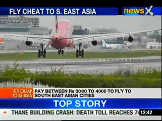 AirAsia plane - AirAsia offers 2 million cheap tickets